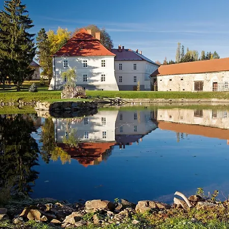 Jizdarna Zamek Skalice Apartment *