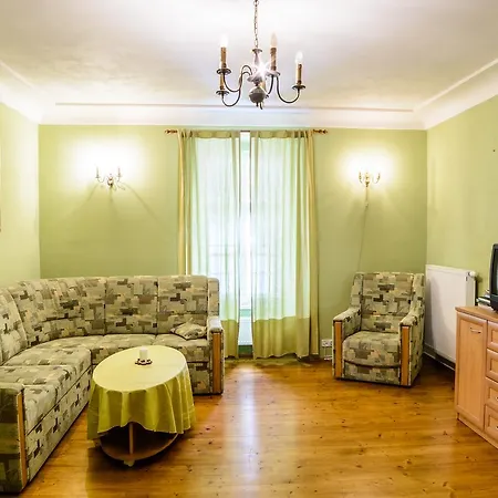 Jizdarna Zamek Skalice Apartment Ckyne