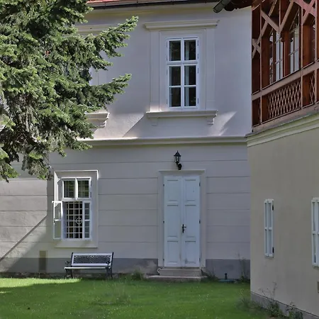 Jizdarna Zamek Skalice Apartment *