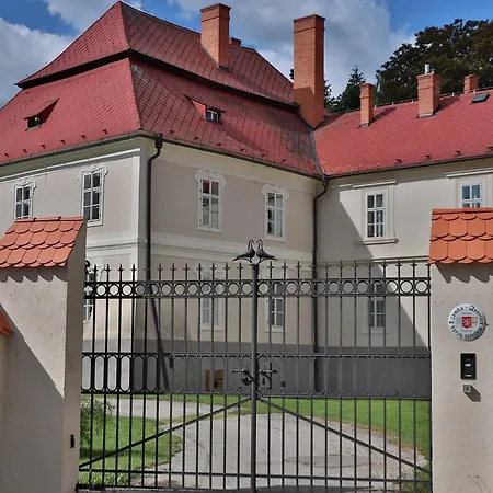 Apartment Jizdarna Zamek Skalice *